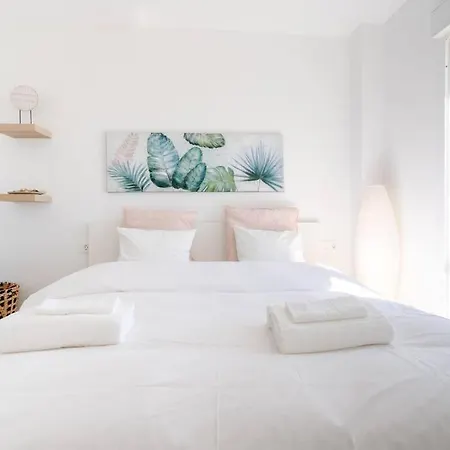 Newly Renovated Apt W Amazing Panoramic Sea Views! Apartment Manilva