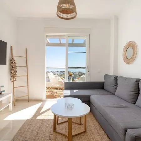 Apartment Newly Renovated Apt W Amazing Panoramic Sea Views! *