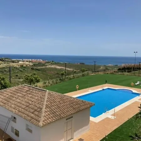 Newly Renovated Apt W Amazing Panoramic Sea Views! Apartment *